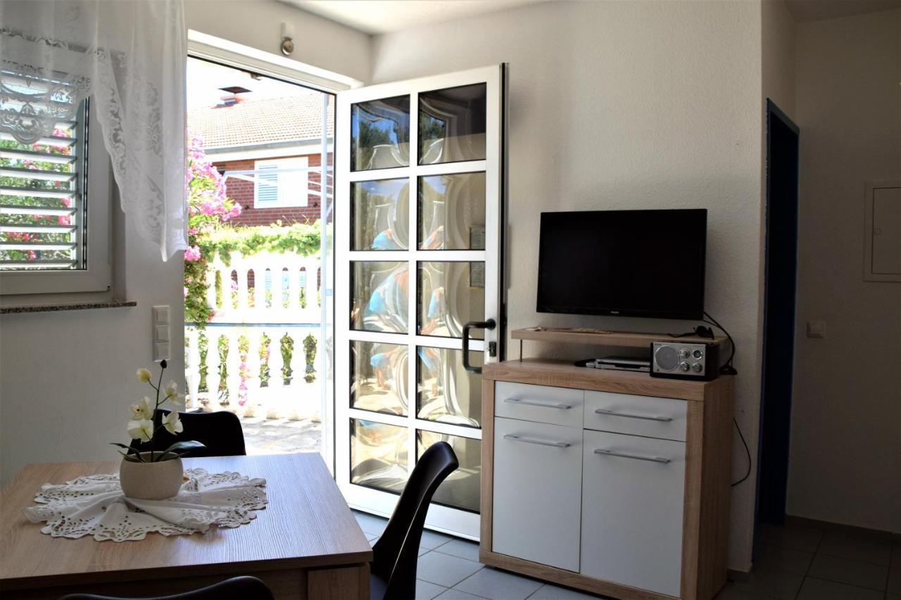 Ferienwohnung J&D Dobropoljana Exterior foto
